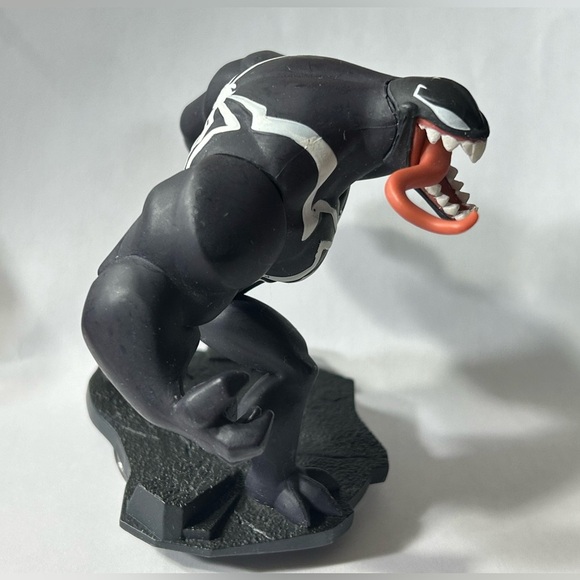 Disney Infinity 2.0 x Marvel - Venom 🖤 Buy 4 $14 Figures Get TWO $14s FREE - Picture 2 of 4